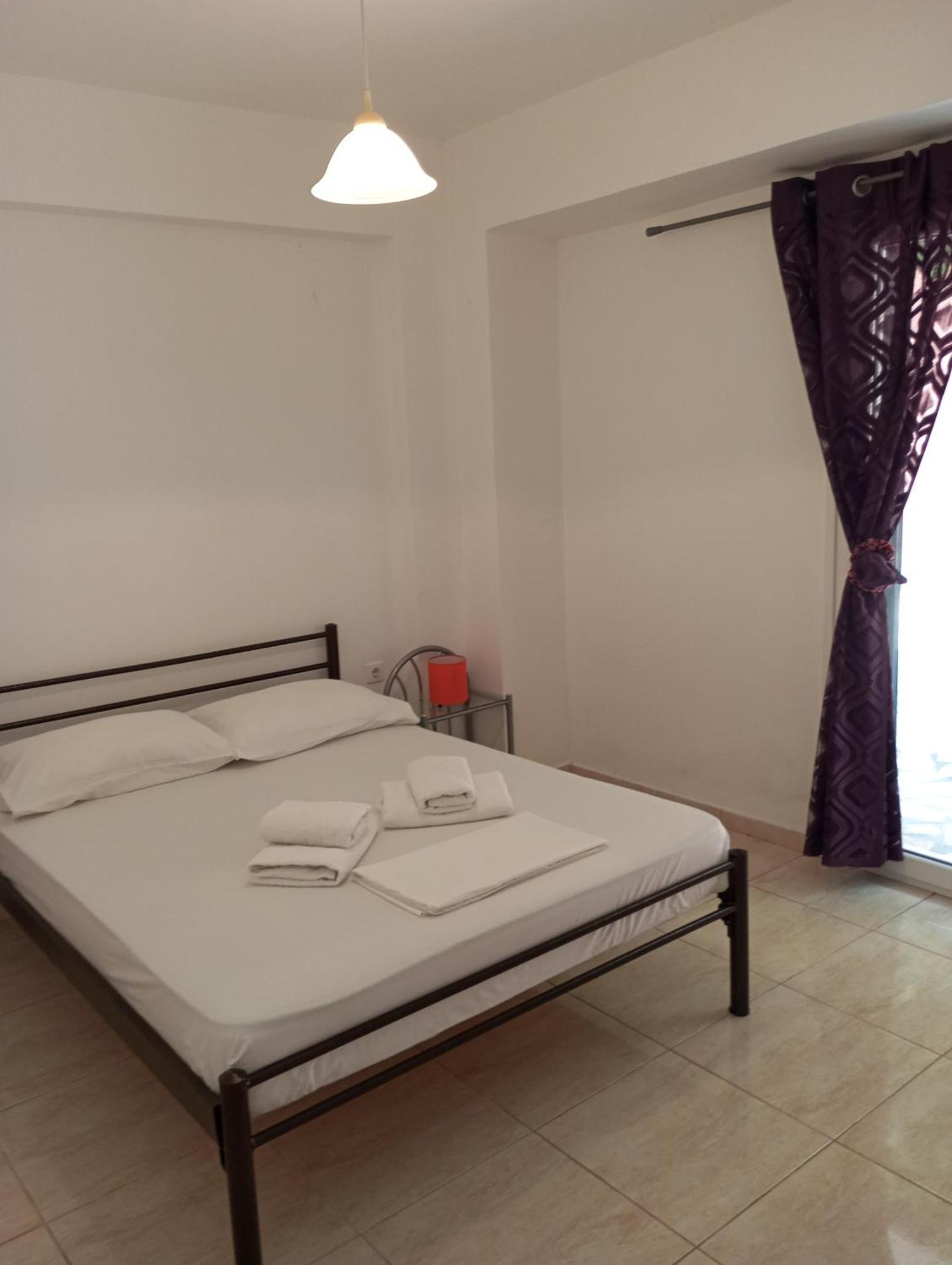 Sarakinos Apartments Barbati Esterno foto