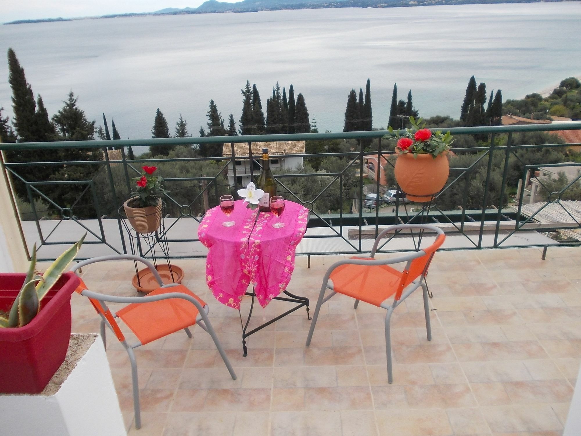 Sarakinos Apartments Barbati Esterno foto