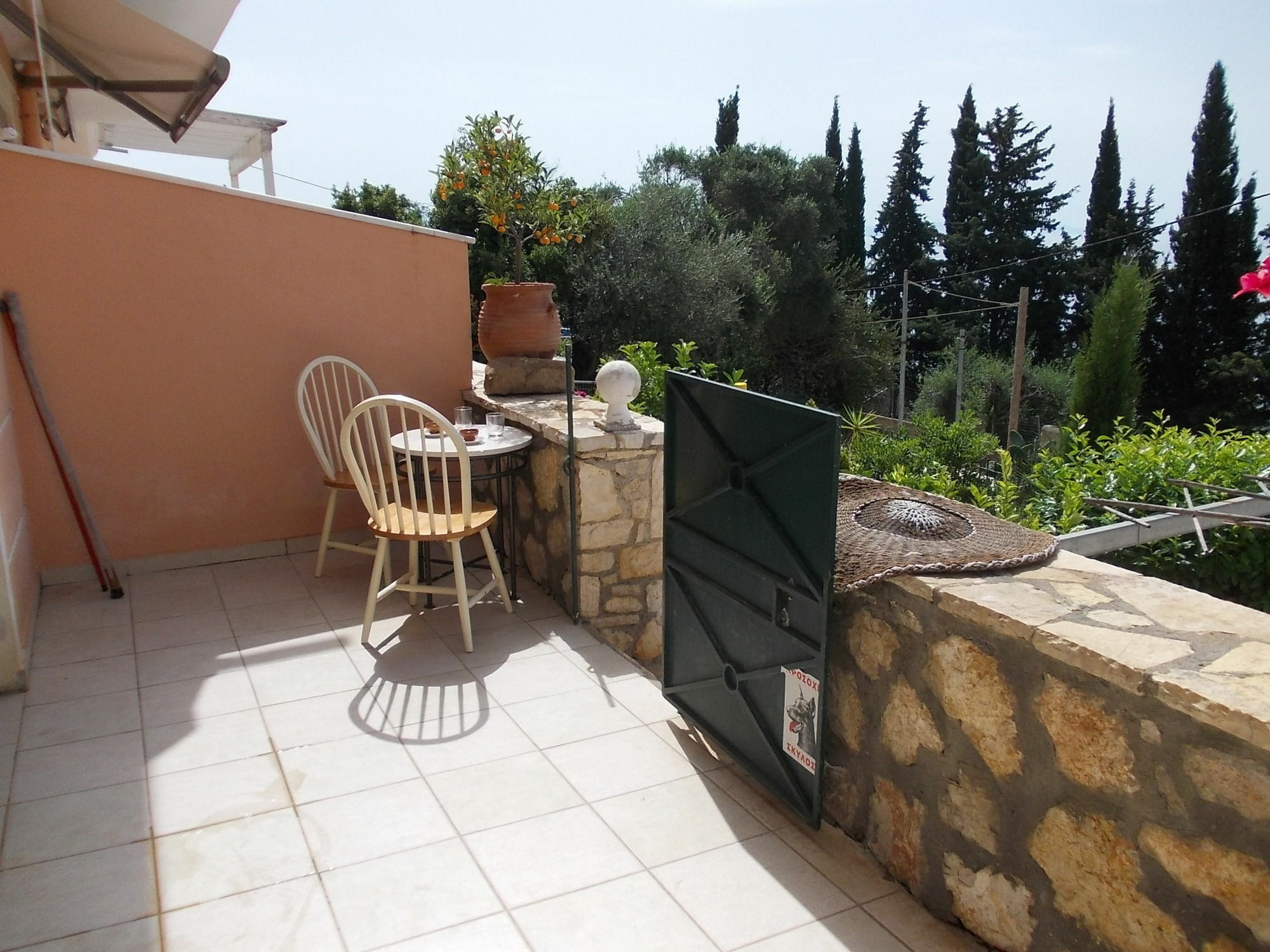 Sarakinos Apartments Barbati Esterno foto