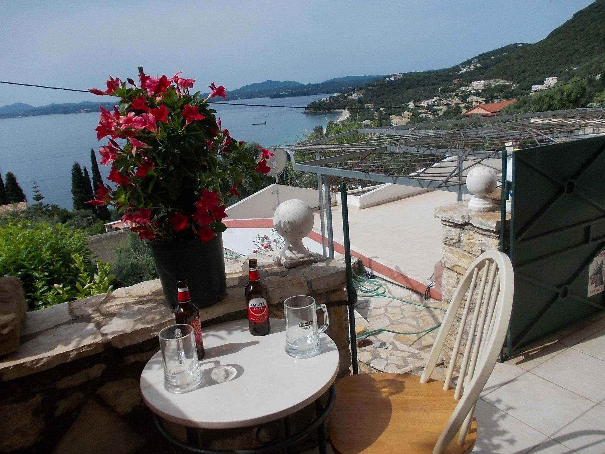 Sarakinos Apartments Barbati Esterno foto