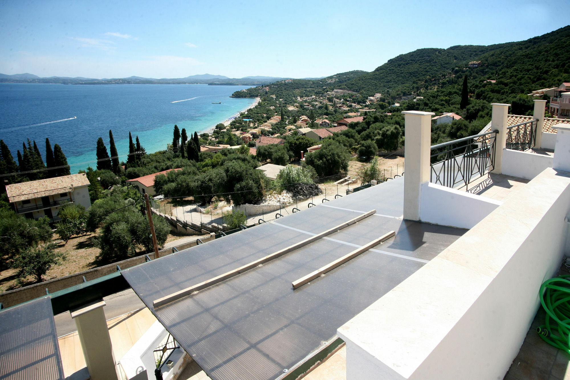 Sarakinos Apartments Barbati Esterno foto